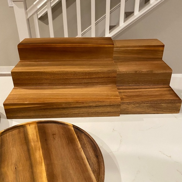 Neat Method Acacia Riser - Picture 1 of 2